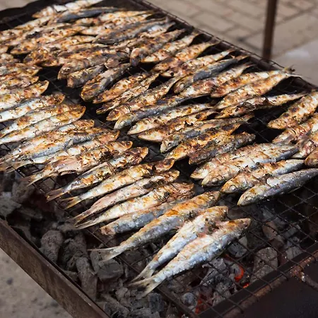 Amaro Sight 招待所 *